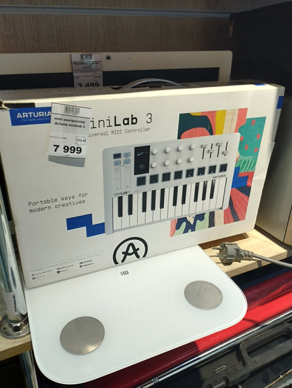 midi контроллер Arturia minilab 3