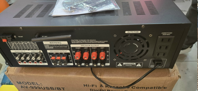Усилитель Sunbuck AV-999USB/BT