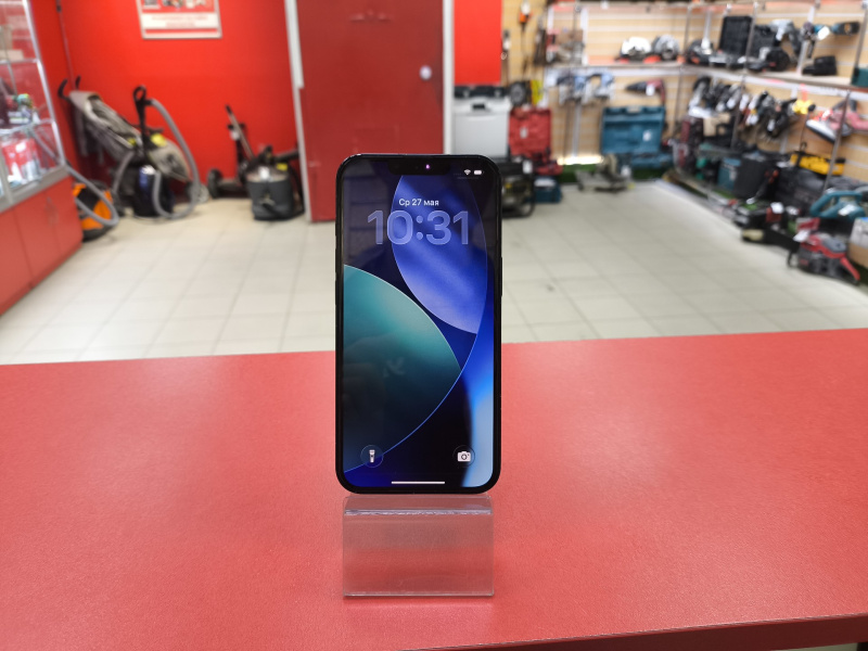 Мобильный телефон Apple iPhone 13