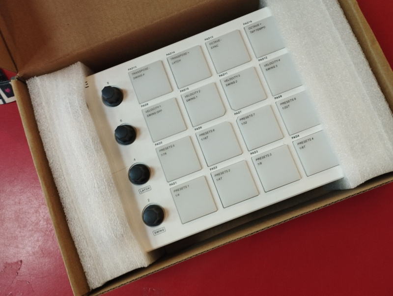 midi клавиатура  smc pad